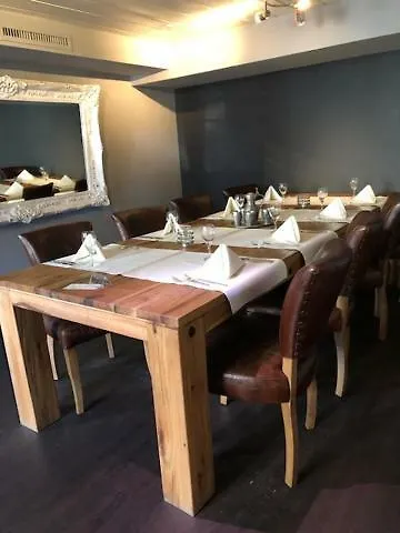 Gasthof Lowen Guest House Bassersdorf 3*,  Switzerland