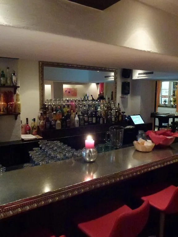 Gasthof Lowen Guest House Bassersdorf