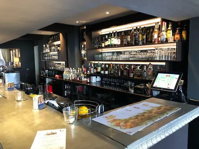 Gasthof Lowen Guest House Bassersdorf 3*,